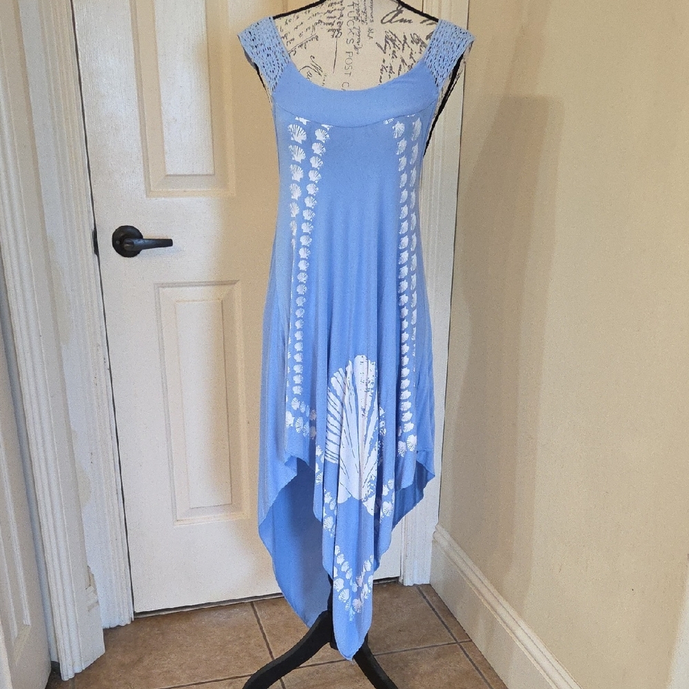 Chic High Low Blue Beach Dress with White Patterns.